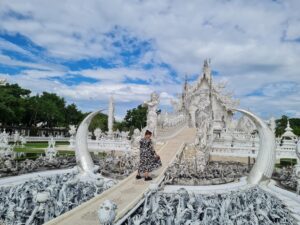 Wat Rong Khun Chiang Rai's White Wonderland 1 (2)