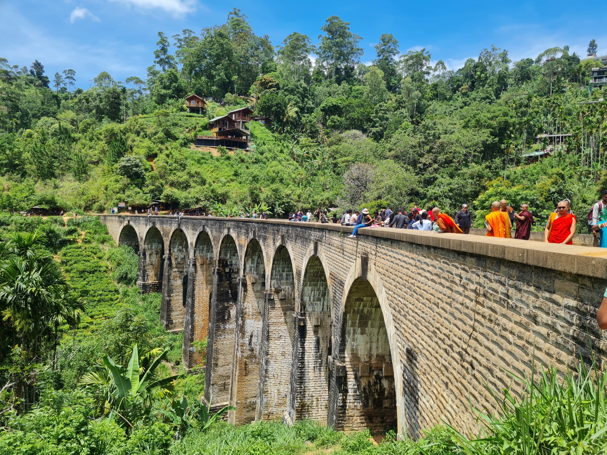 A Mini Guide The Nine Arches Bridge In Ella Sri Lanka A Born Traveller A Mini Guide The Nine Arches Bridge In Ella Sri Lanka A Born Traveller