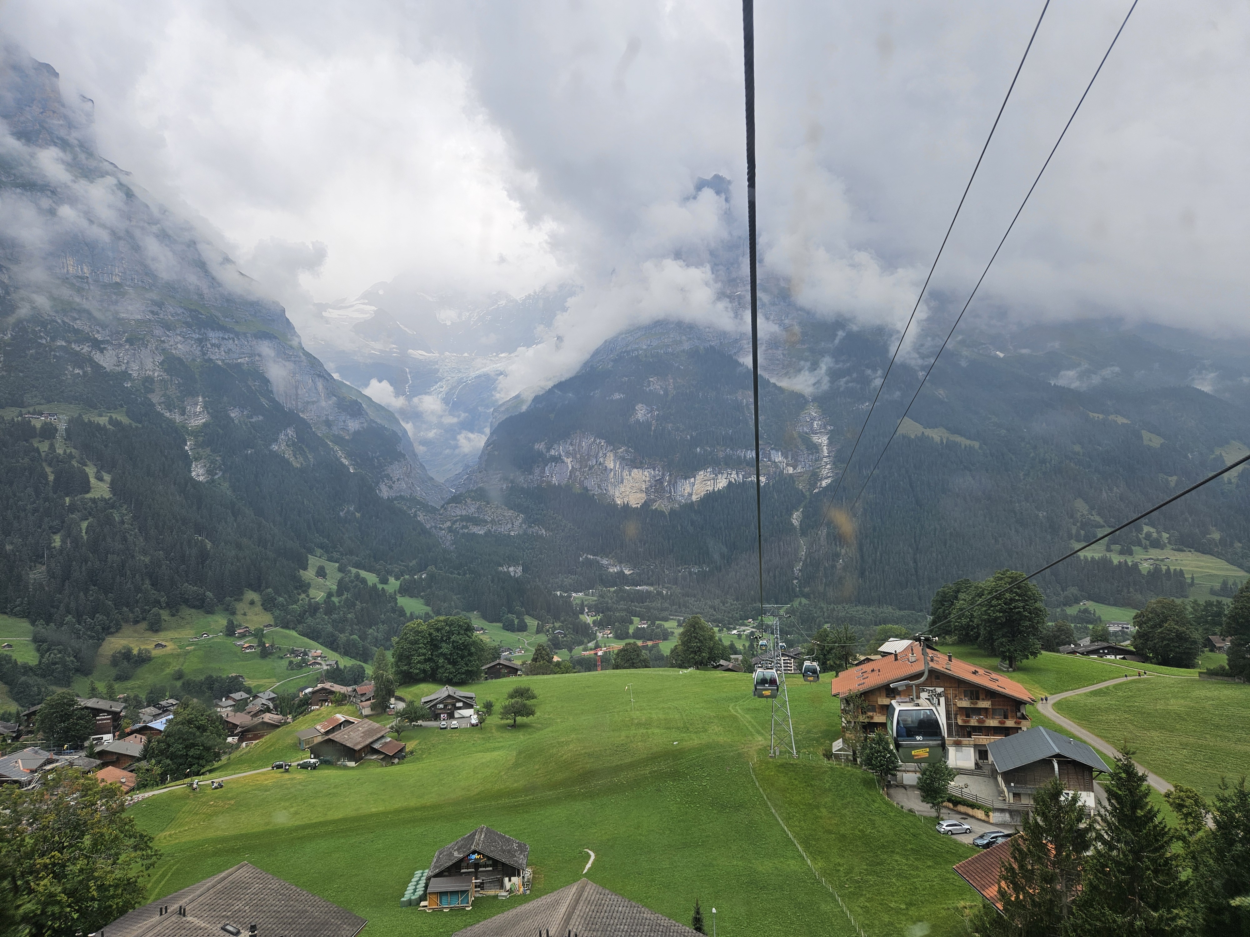 What to see in 2 days around grindelwald (Switzerland) Lauterbrunnen, Oeschinensee & more