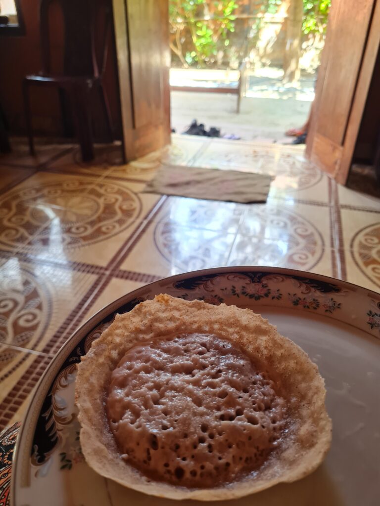 Tips from a Sri Lankan Foods you must try in Sri Lanka! Appam