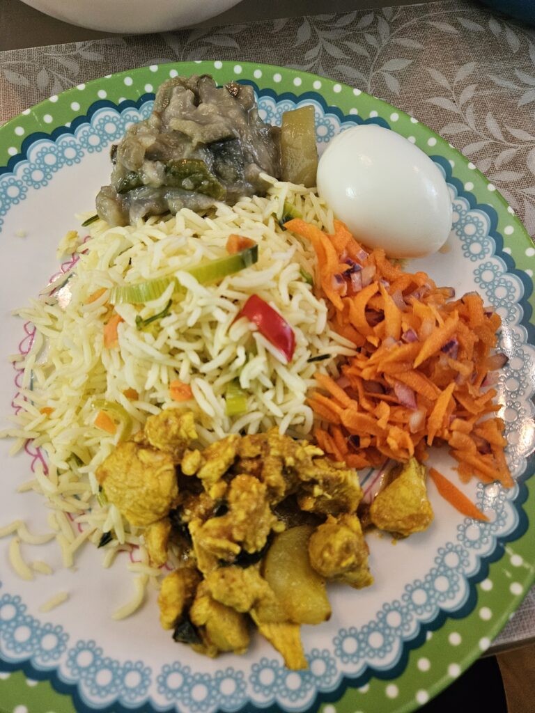 Tips from a Sri Lankan Foods you must try in Sri Lanka! f