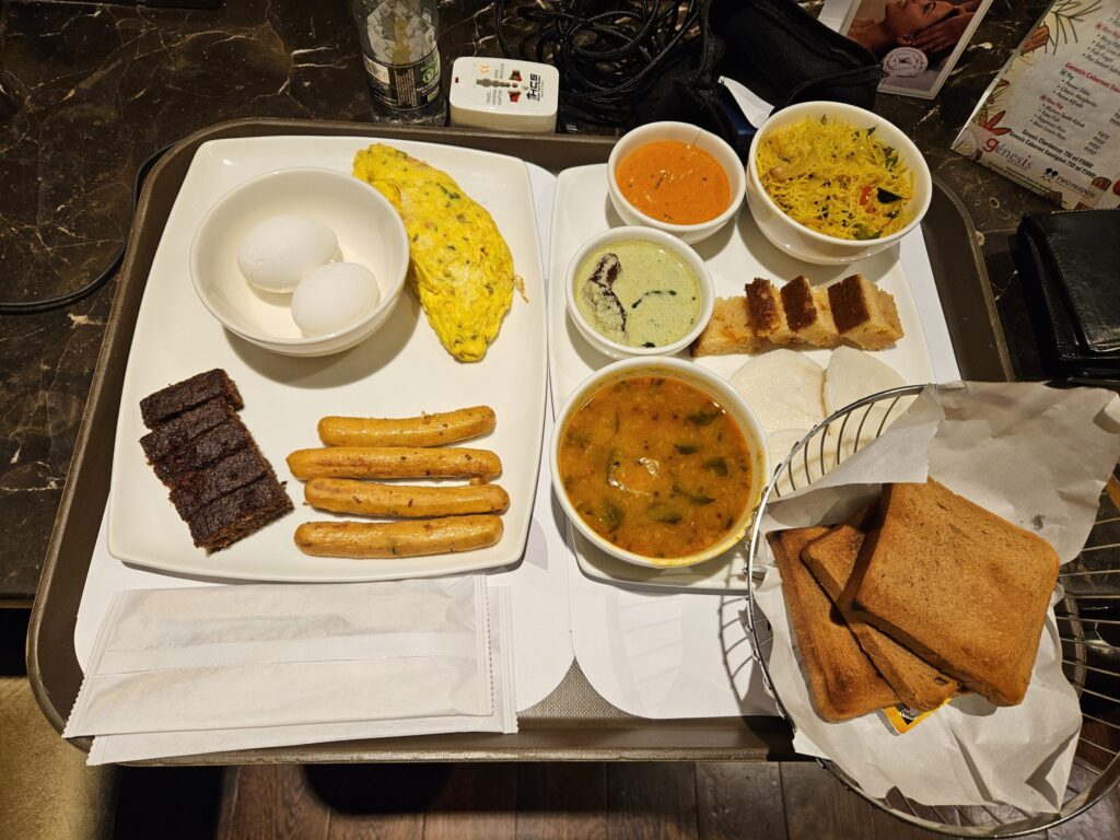 What is it like to stay at Niranta Transit hotel at Mumbai airport (India) 1